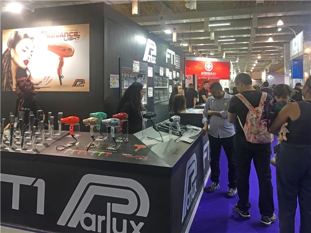 Hair Brasil 2017: il Parlux ADVANCE® è il phon italiano più ricercato!